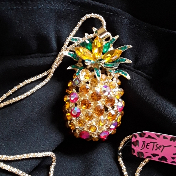 Betsey Johnson Jewelry - CRYSTAL PINEAPPLE NECKLACE
